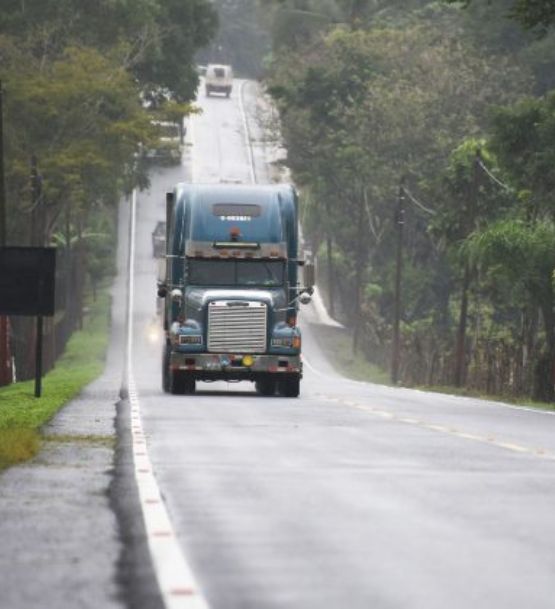Conduce sin contratiempos en cualquier clima. Renta de vehículo para disfrutar del turismo en Guatemala con total comodidad y seguridad