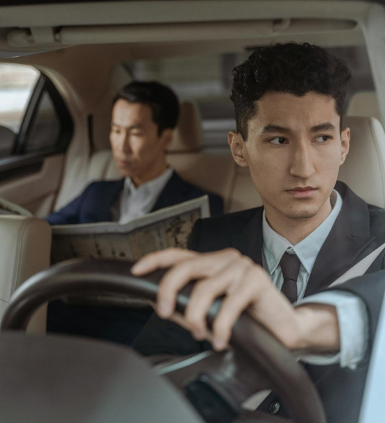 Contrata un conductor privado en Avis 